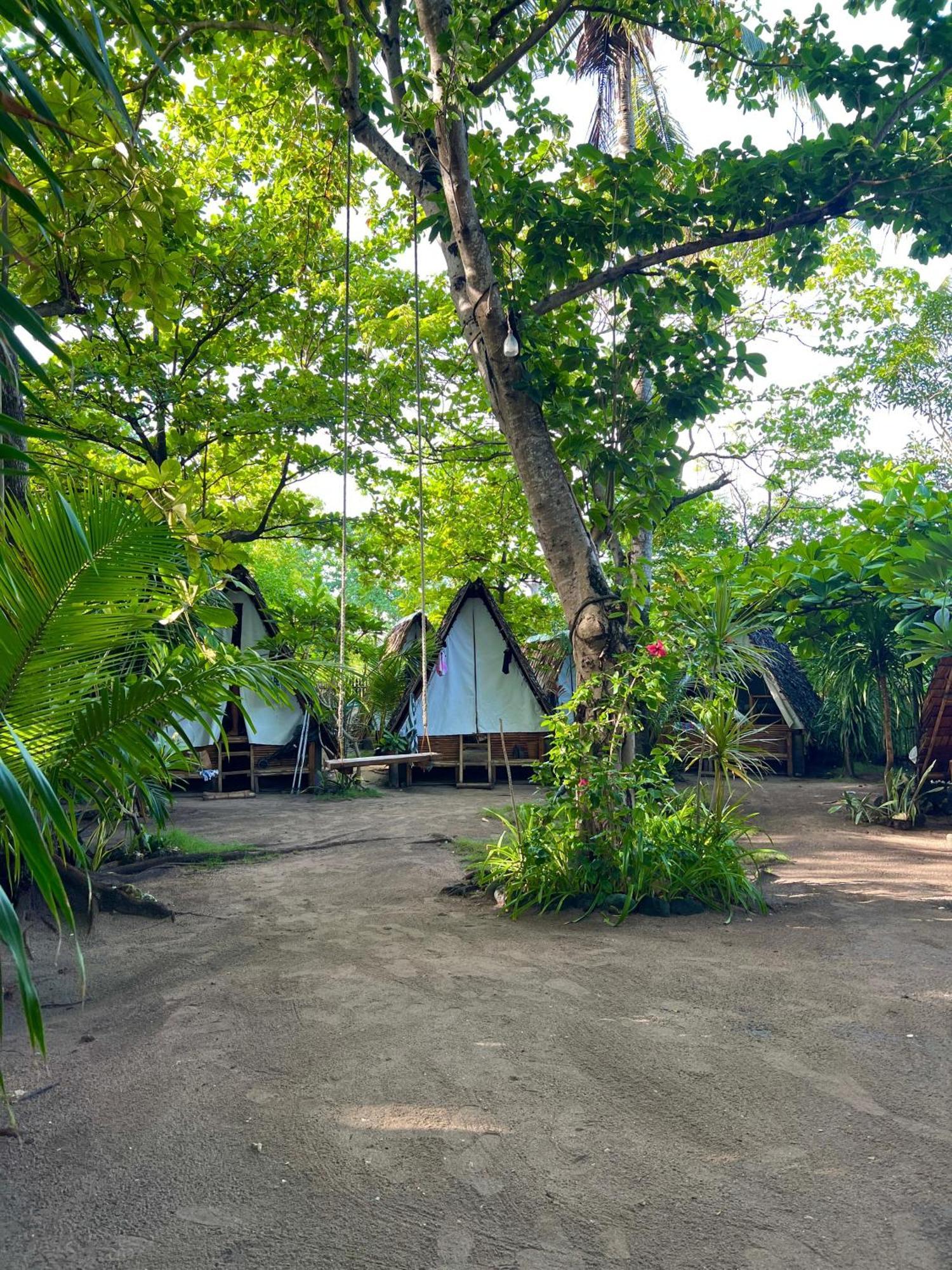 Georgia'S Neverland Hostel Logon Exterior foto