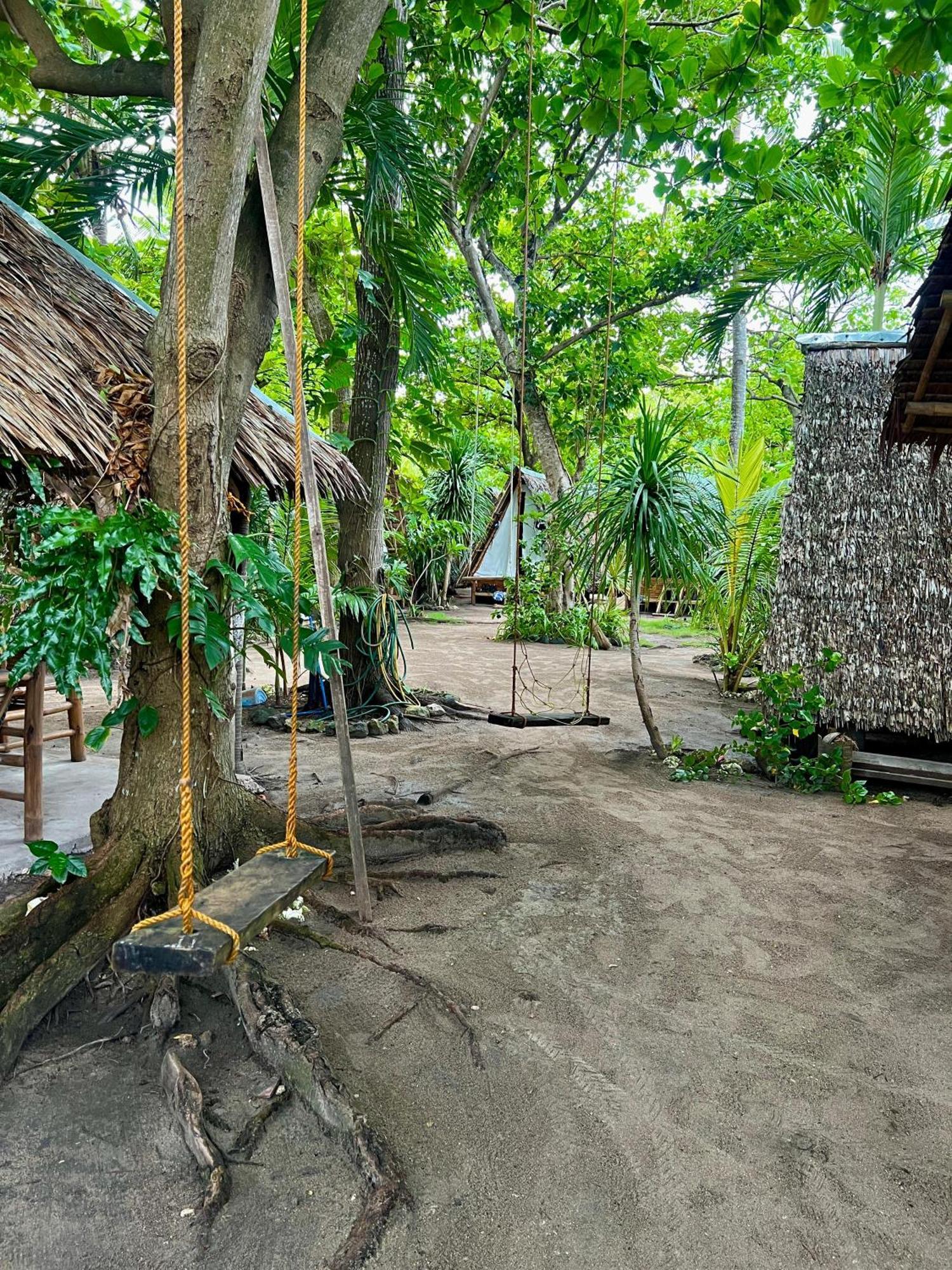 Georgia'S Neverland Hostel Logon Exterior foto